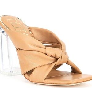 Deltan Kira Puffy Leather Square Toe Sandals Tan Knotted Heels . Size 5.5